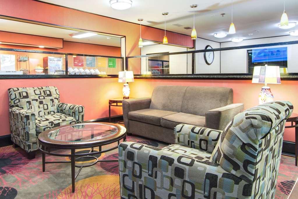 Comfort Inn&Suites Macon North I-75 Interior foto